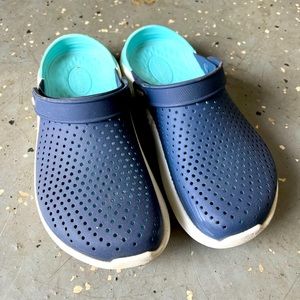 Lite Ride Crocs